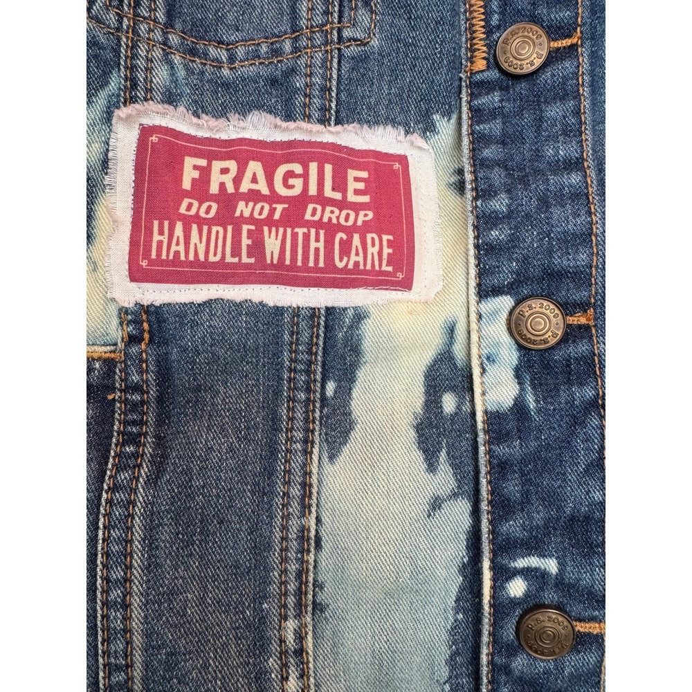Circus Pin-Up Patchwork Denim Jacket | Distressed |‎ Large - Picture 13 of 16